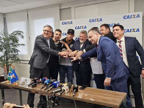 Projeto da 'vaquinha' para quitar estádio do Corinthians é assinado e ganha nova projeção