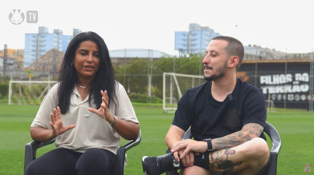 Luana Gast�o � uma das psic�logas presente na base do Corinthians