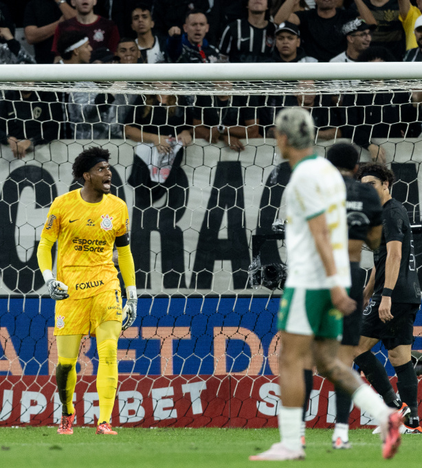 Dupla divide status de craque da partida em vitória do Corinthians sobre o Palmeiras