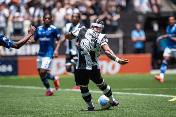 Memphis ser� desfalque do Corinthians na partida diante do Vasco, pela 35� rodada do Brasileir�o