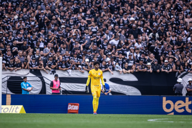 Hugo explica o motivo de sua forte conex�o com a torcida do Corinthians