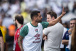 Torcedores do Fluminense 'retribuem' vit�ria do Corinthians com doa��es para Pix da Arena