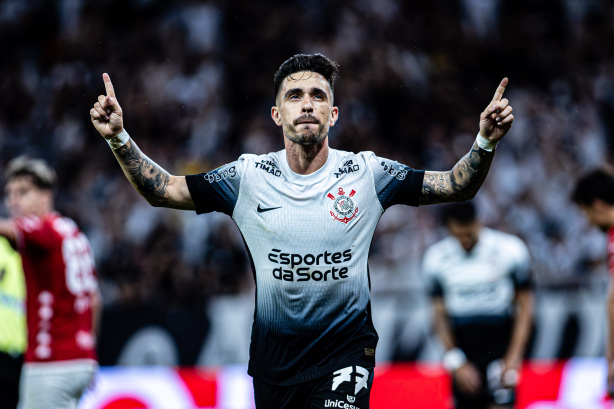 Igor Coronado marcou o gol que abriu o placar do Corinthians neste s�bado, contra o Noroeste