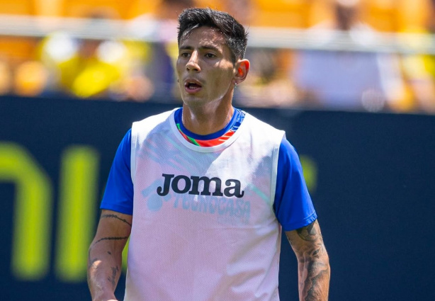 Fabrizio Angileri está próximo de ser contratado pelo Corinthians