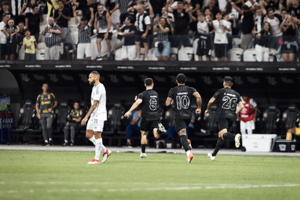 Corinthians vence o Santos e está na final do Paulistão