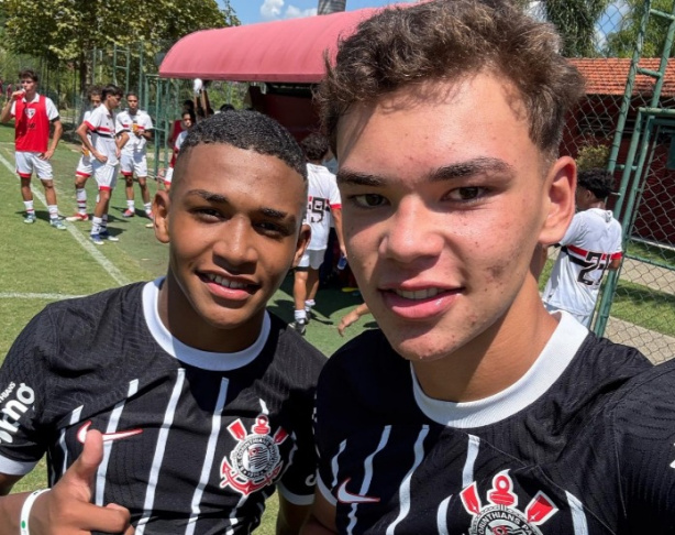 NOVO MOSCARDO CHEGOU? Jovem artilheiro da base promete continuar legado da família no Timão.