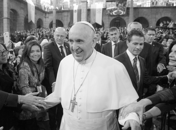 O papa Francisco morreu aos 88 anos, na madrugada desta segunda-feira