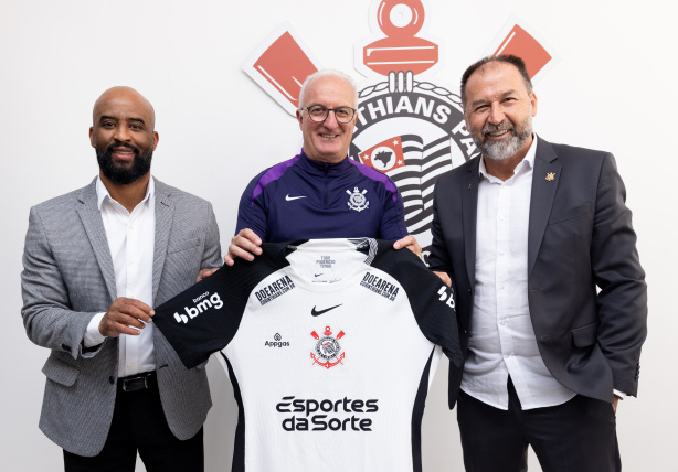 Dorival Júnior é do Timão