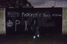 Protesto no muro do Parque So Jorge