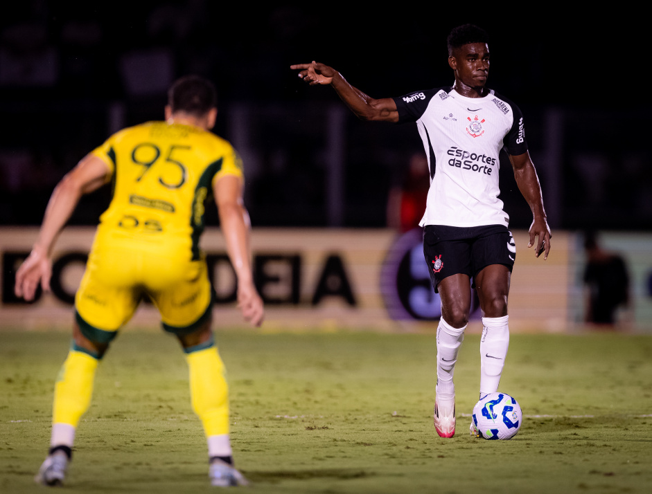 Flix Torres teve a pior nota da derrota contra o Mirassol