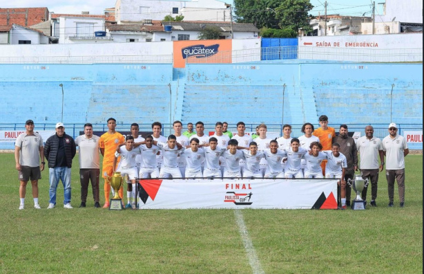 O Corinthians conquistou a Paulista Cup Sub-15