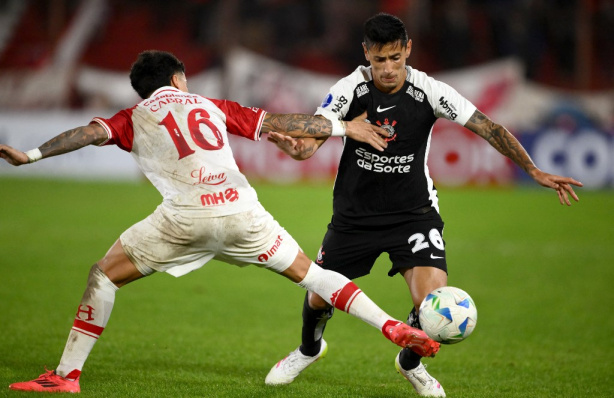 Fiel n�o perdoou a elimina��o precoce do Corinthians na Sul-Americana