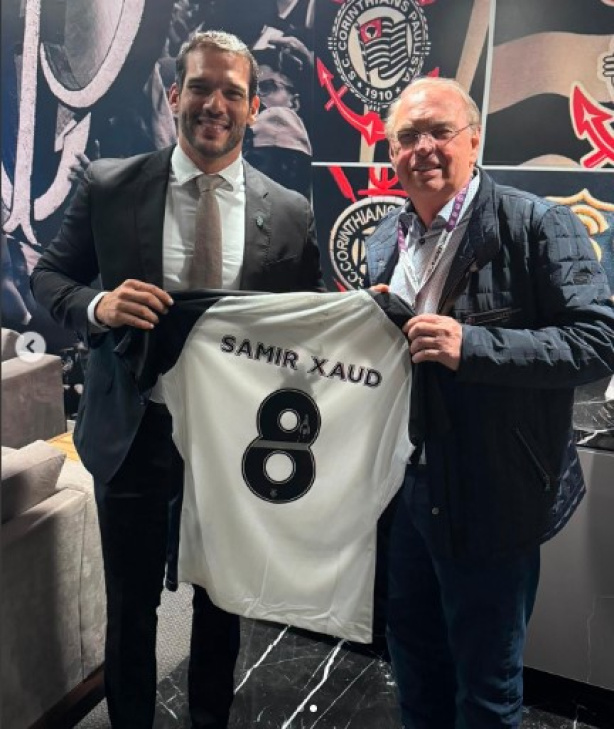 O mandatário interino do Corinthians recebeu Samir Xaud e autoridades do governo federal na Neo Química Arena durante o amistoso da Seleção Brasileira Feminina