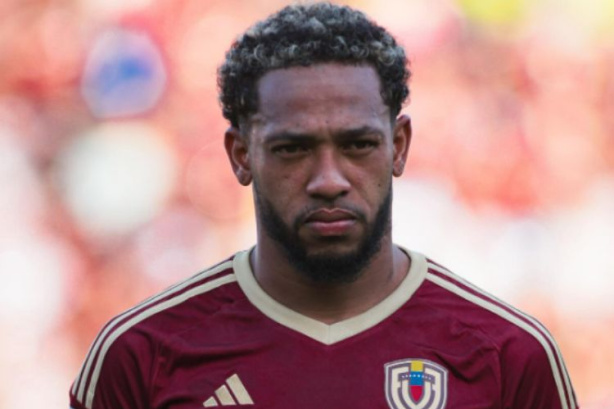 José Martínez entrou em campo pela seleção da Venezuela diante da Bolívia