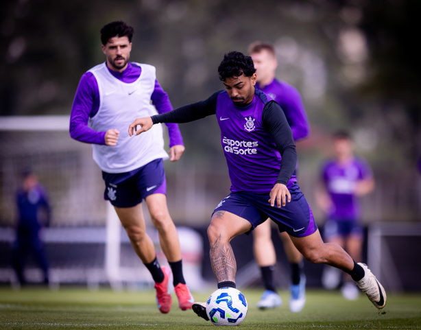 Matheus Bidu e H�ctor Hern�ndez no treino deste s�bado