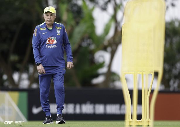 Carlo Ancelotti no CT do Corinthians