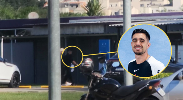 Coronado comparece ao CT para se despedir de companheiros e comissão do Corinthians