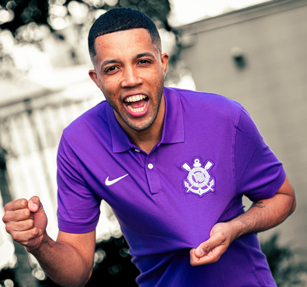 Rick comemora primeiro gol pelo Corinthians