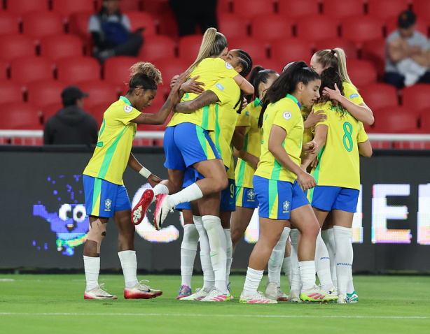 Brasil vai à final da Copa América Feminina com quatro corinthianas