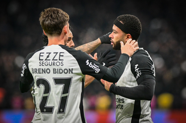 Corinthians enfrenta o Palmeiras pelas oitavas de final da Copa do Brasil