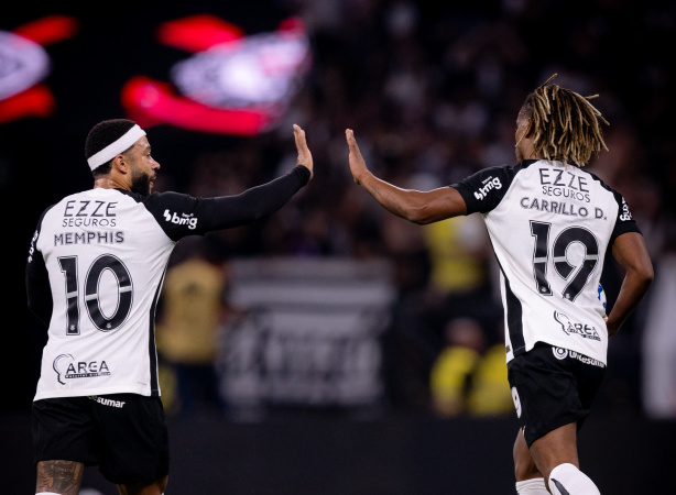 Memphis e Carrillo tiveram les�es confirmadas na �ltima quinta-feira