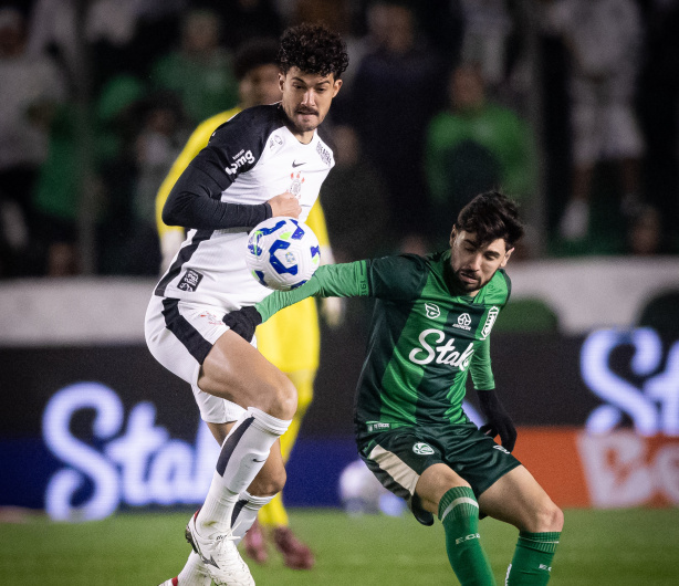 Corinthians chegou a cinco jogos sem vencer no Brasileirão