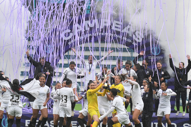 Corinthians venceu o Grêmio e conquistou título inédito