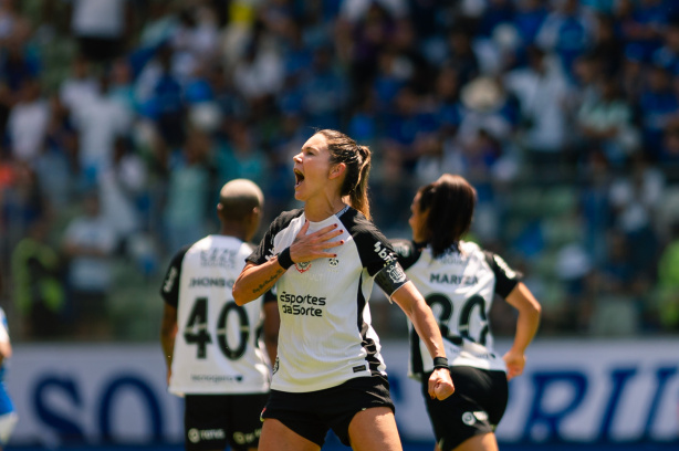 Gabi Zanotti segue sendo decisiva com a camisa do Corinthians