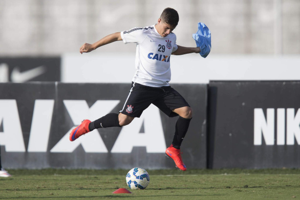 Matheus Cassini fala sobre sua saída precoce do Corinthians