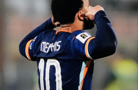 Memphis marcou o quarto gol da goleada da Holanda