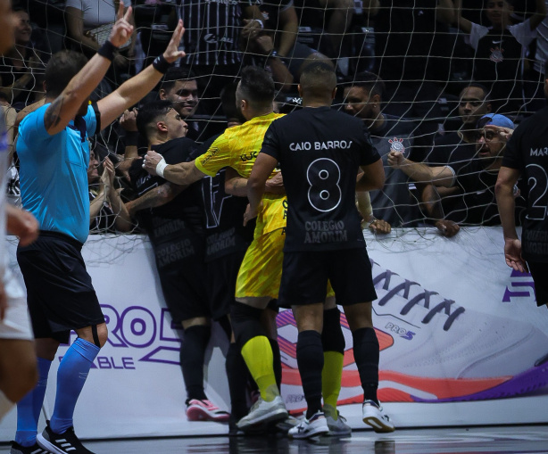 Corinthians quebra tabu com vitória sobre o Carlos Barbosa na LNF
