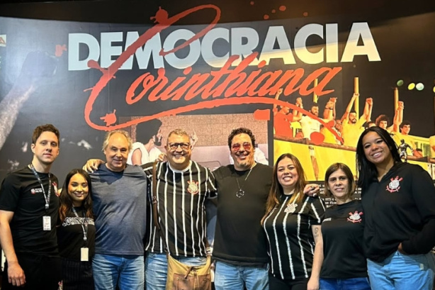 Walter Casagrande e Cl�udio Solito em visita ao Museu do Corinthians