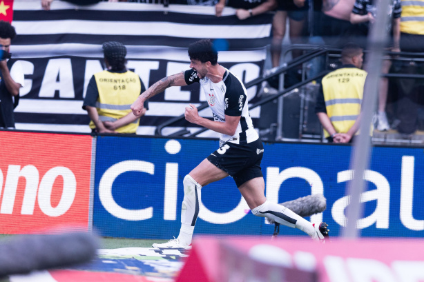 Gustavo Henrique marcou o gol de empate do Corinthians contra o Botafogo