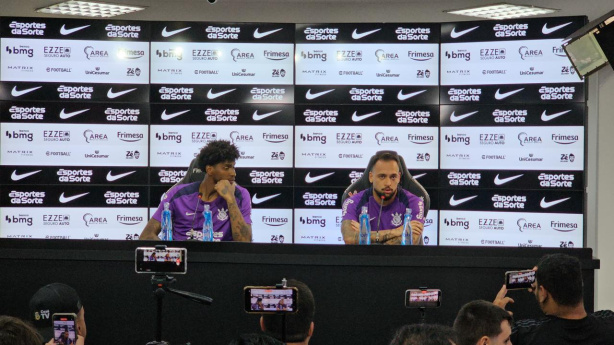 Hugo Souza e Maycon falaram sobre as �ltimas elimina��es do Corinthians na Copa do Brasil