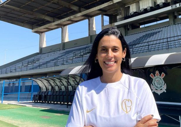 Coordenadora da base do Corinthians é cobiçada no mercado e entra no radar de clube de São Paulo