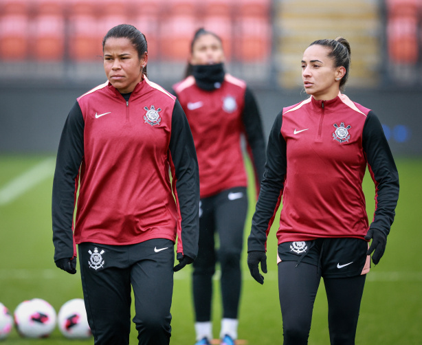 Corinthians faz segundo treino tático em Londres para semifinal do Mundial Feminino