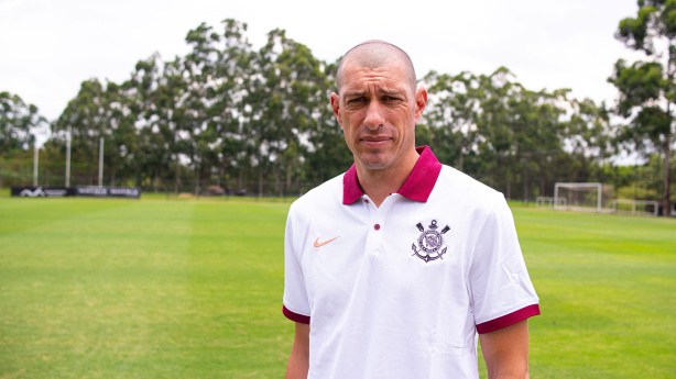João Paulo di Fabio atuou na base do Corinthians como jogador e como treinador entre 2017 e 2023