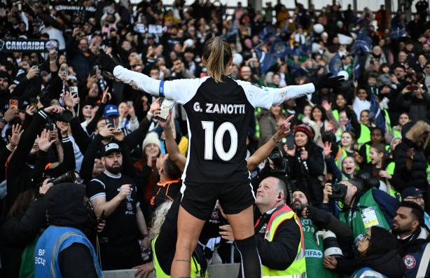 Gabi Zanotti destaca dia iluminado e analisa classifica��o do Corinthians � final do Mundial
