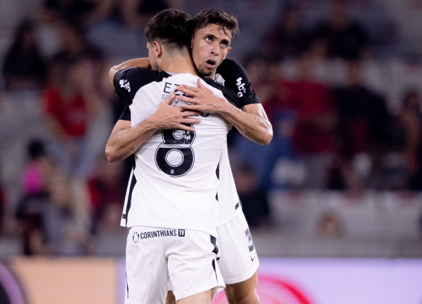 Corinthians venceu o Athletico-PR por 1 a 0, nesta quinta-feira, na Arena da Baixada