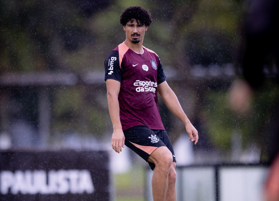 Zagueiro do Corinthians valoriza pausa para Data Fifa antes de ‘maratona’ em abril