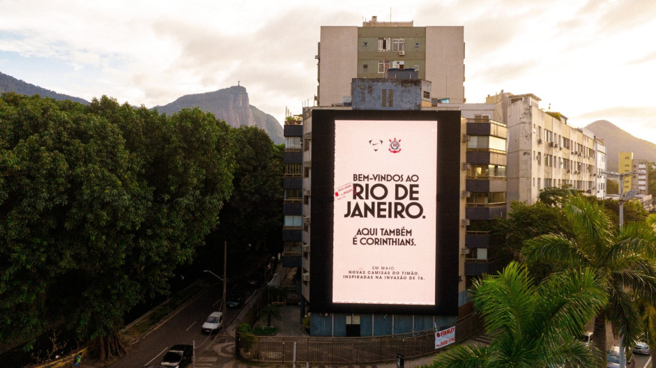 Nike espalha outdoors no Rio para lançar novas camisas do Corinthians