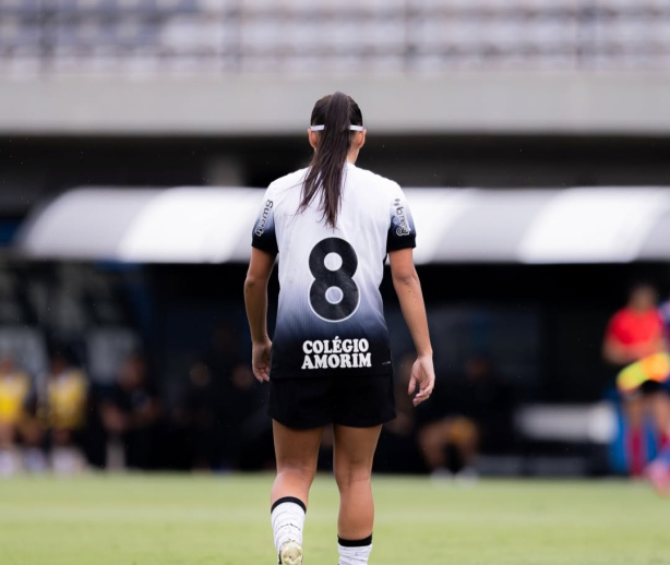 Meio-campista do Corinthians tem lesão constatada e passará por cirurgia no braço