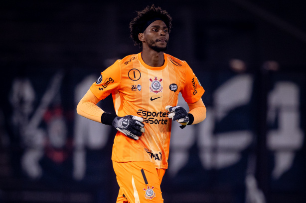 Hugo Souza foi um dos destaques da vit�ria do Corinthians sobre o Platense