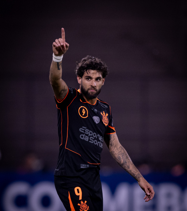 Corinthians quebra sequência de jogos sem marcar dois gols em vitória sobre o Platense