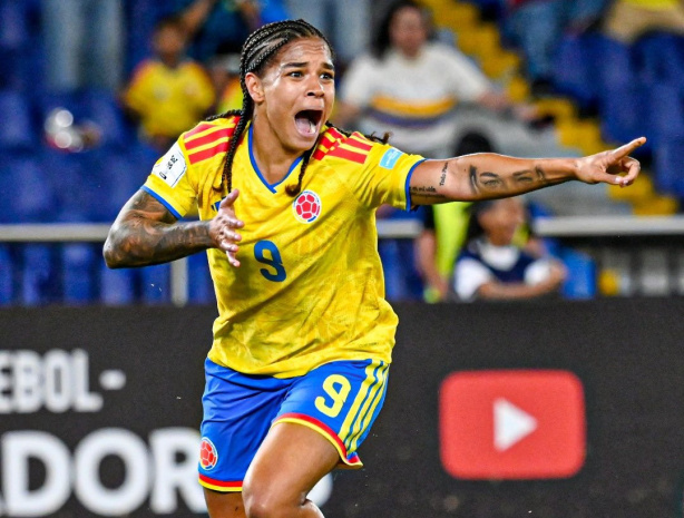 Atacante do Corinthians garante vitória da Colômbia na Liga das Nações; dupla atua como titular
