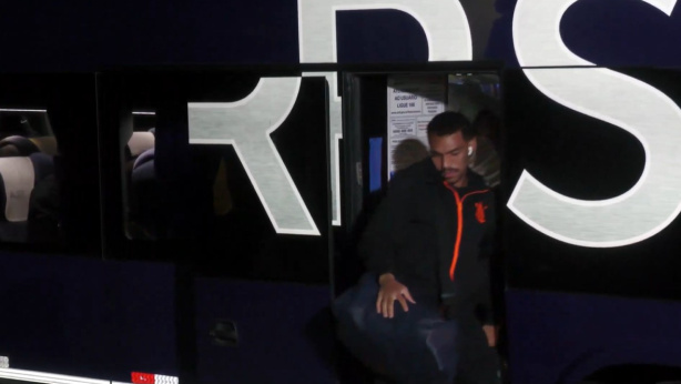 Corinthians chega a Florianópolis com 24 jogadores para estreia na Copa do Brasil; veja relacionados