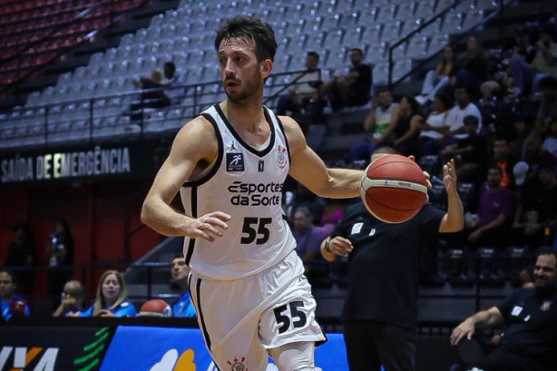 Corinthians desafia equilíbrio histórico contra o Unifacisa nos playoffs do NBB