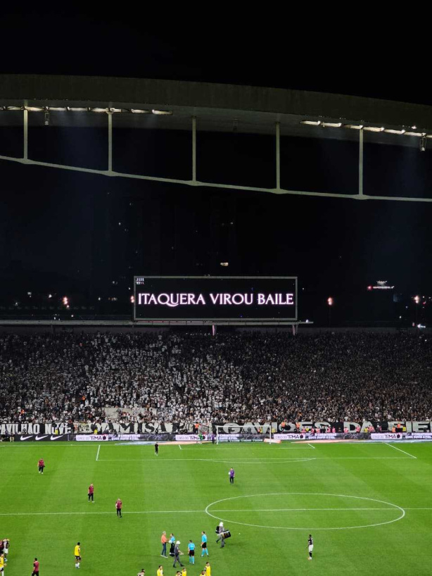 Corinthians provoca o Vasco da Gama na Neo Química Arena após vitória pelo Brasileirão
