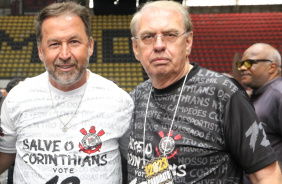 Augusto Melo, ex-presidente do Corinthians, e Osmar Stabile, atual mandat�rio, representaram a chapa que governa o clube at� o fim de 2026