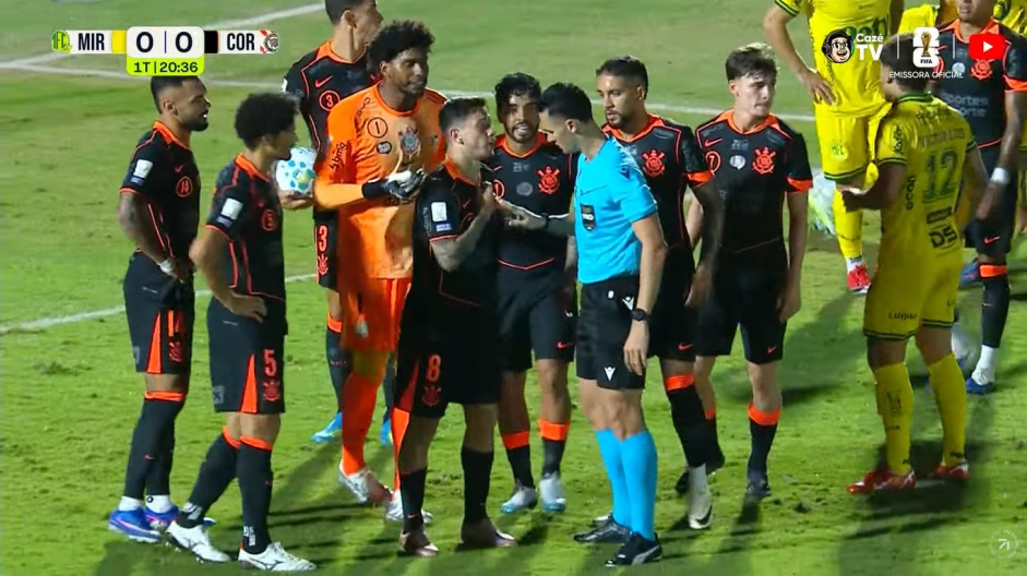 Corinthians perde fora de casa e Fiel reclama de arbitragem e pênalti marcado contra o Timão!